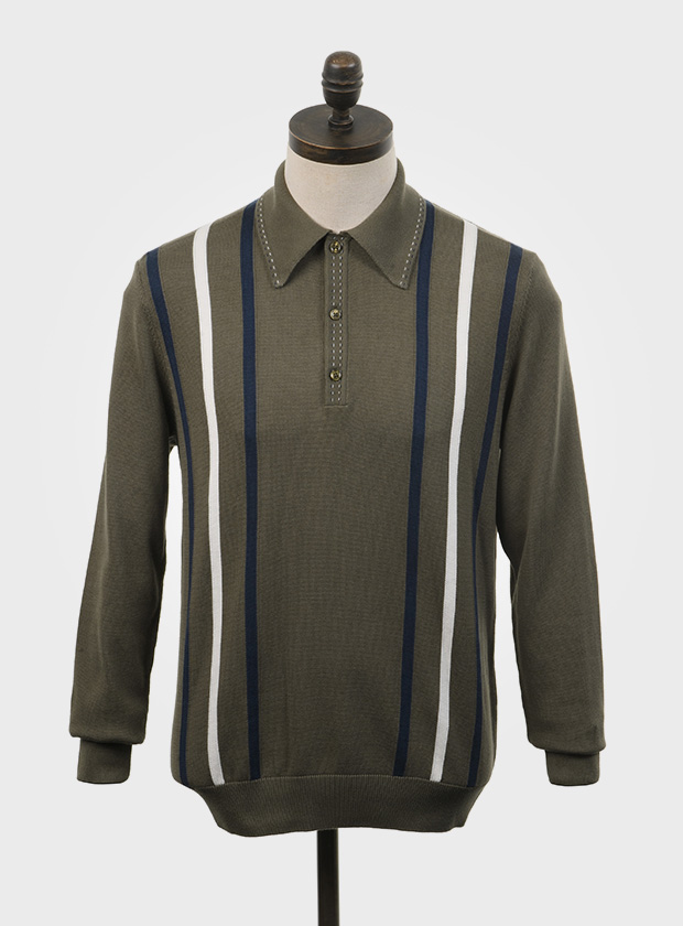 ART GALLERY CLOTHING SIXTIES MOD RETRO ROCKABILLY FIFTIES ROCK N ROLL IVY STYLE MODCULTURE MOD STYLE MOD TOPS SUBCULTURE VINTAGE STYLE FINE GAUGE KNITWEAR Ivy green, long sleeved, knitted polo shirt with navy blue and off white vertical jacquard stripes and saddle stitching on collar and placket. Fine gauge, retro style knitwear.